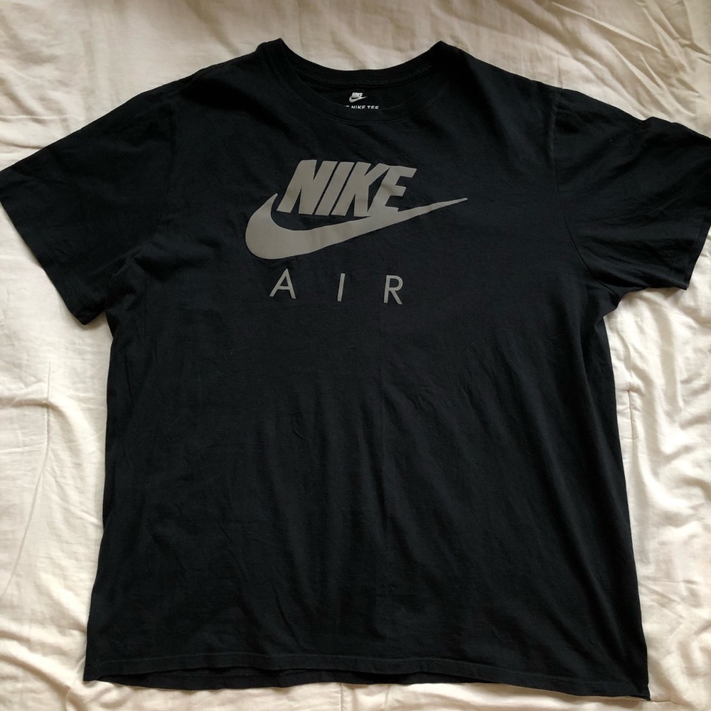 Black Nike Air Tee
